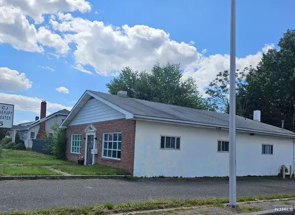 145 N Broadway, Pennsville, NJ 08070