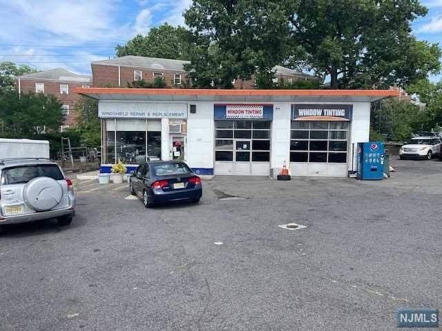 143 State ST, Teaneck, NJ 07666