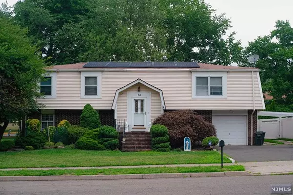 33 Leonhard DR, Haledon, NJ 07508