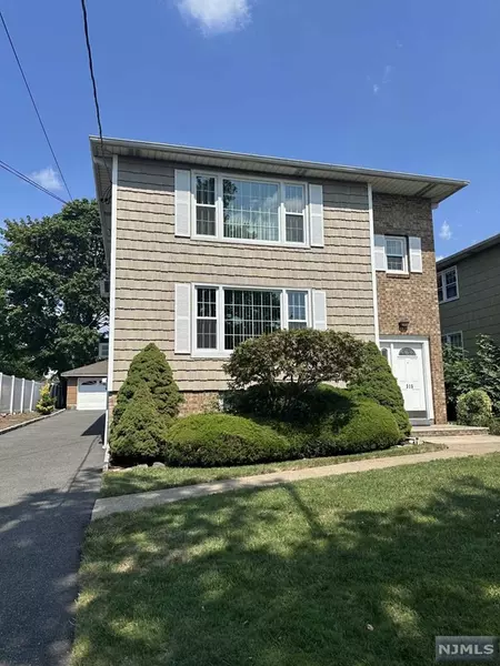 315 Terrace AVE, Hasbrouck Heights, NJ 07604