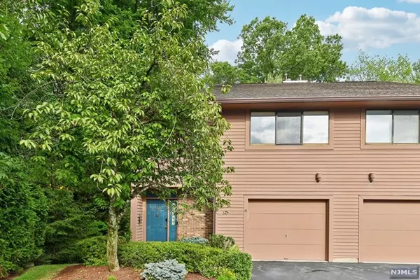 Twp Of Washington, NJ 07676,136 Windsor CIR