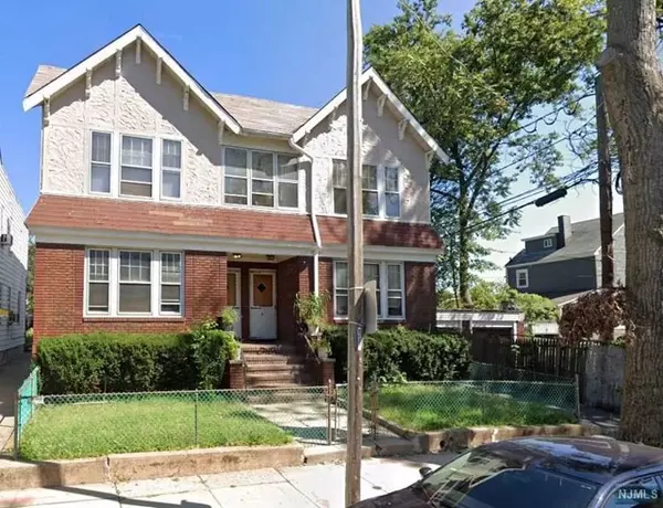 10-12 Mckay AVE, East Orange, NJ 07018