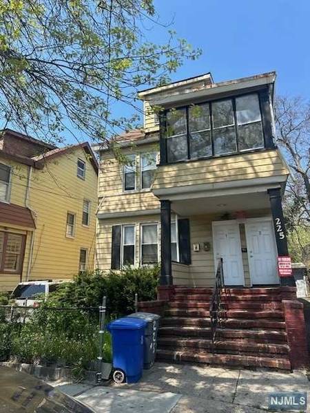 225-227 Wainwright ST, Newark, NJ 07112