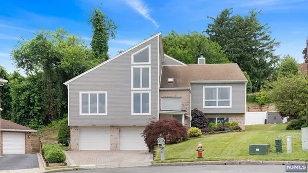 41 Jani CT, Clifton, NJ 07013