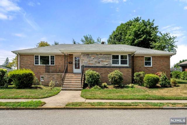 244 Elsmere PL, Fort Lee, NJ 07024