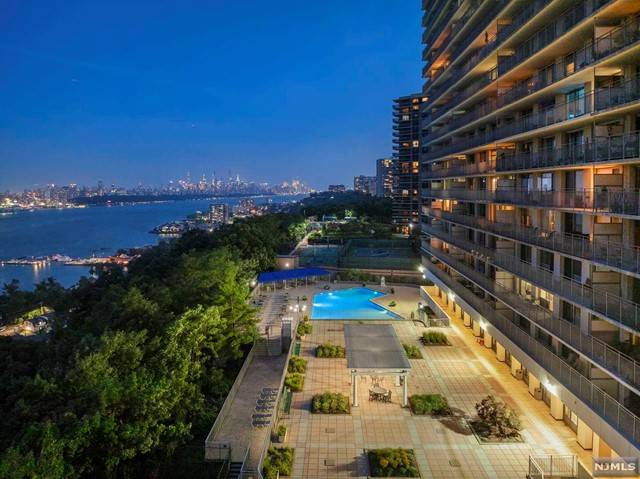 1530 Palisade AVE # 5f, Fort Lee, NJ 07024