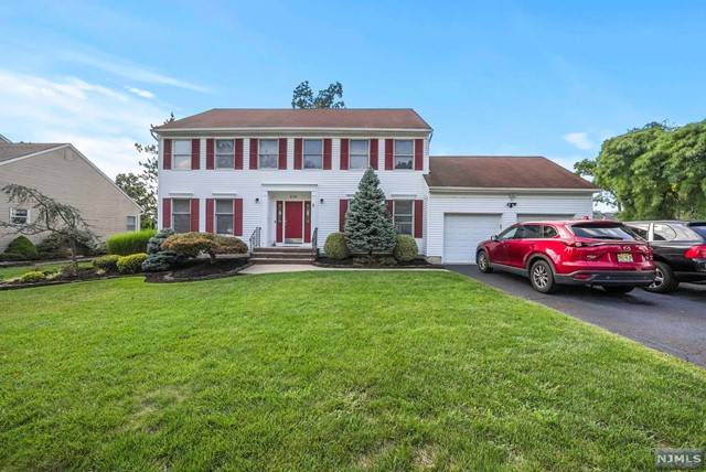 214 Webster DR, Wayne, NJ 07470