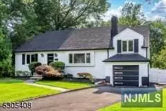 Glen Ridge, NJ 07028,6 Chestnut Hill PL