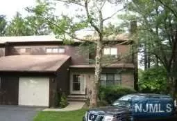 2 Mountain Ridge DR,  Cedar Grove,  NJ 07009