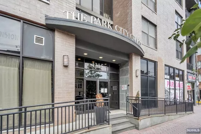 4315 Park AVE # 2B, Union City, NJ 07087