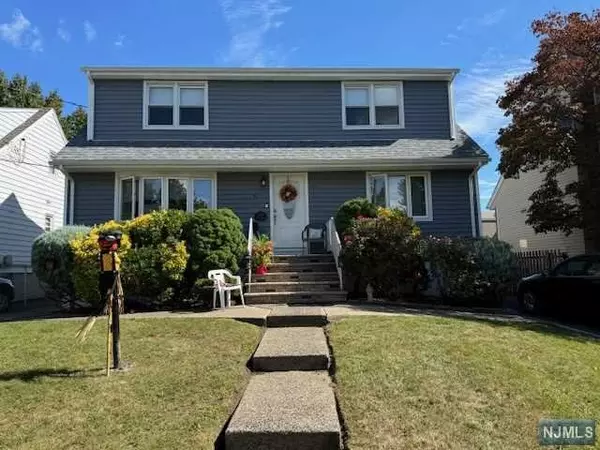 6 Tuve LN #2, South Hackensack, NJ 07606