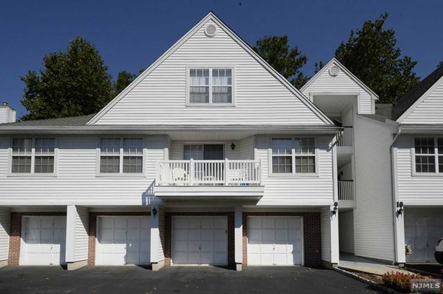 9-4 Vernon CT, Waldwick, NJ 07463