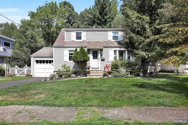 59 Delmar AVE,  Cresskill,  NJ 07626