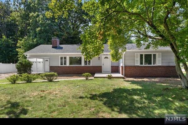 43 Stever AVE,  Hillsdale,  NJ 07642