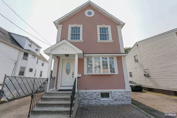 25-27 Rossiter AVE, Paterson, NJ 07502