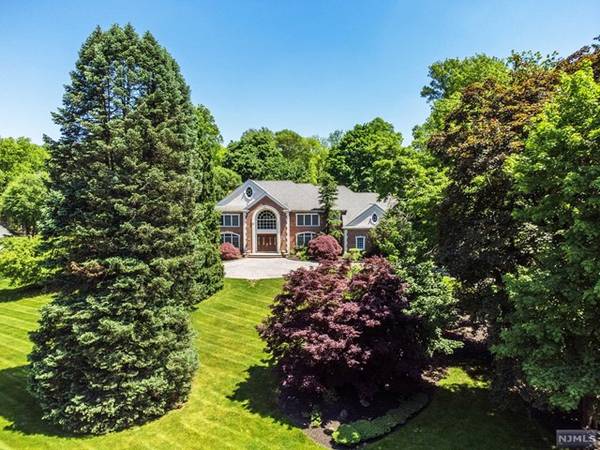 154 E Saddle River RD, Saddle River, NJ 07458