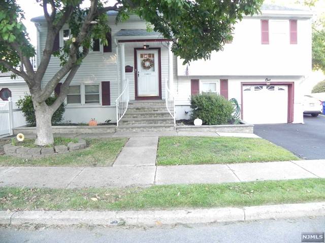 1 Lamker CT, Little Ferry, NJ 07643