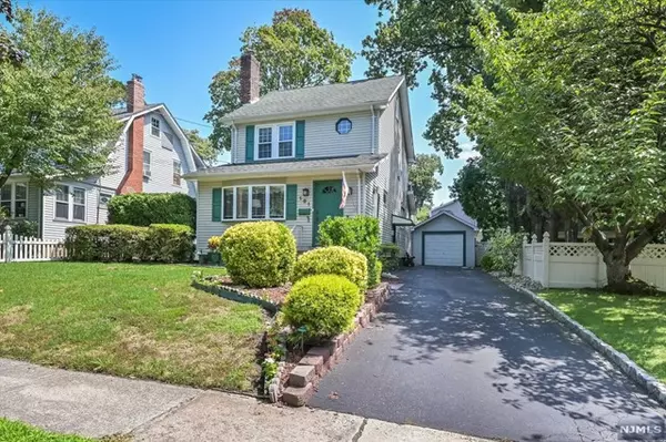 Rutherford, NJ 07070,161 Wheaton PL