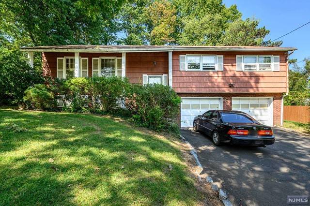 5 Parson DR, West Orange, NJ 07052