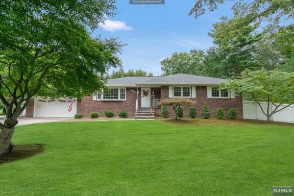 786 Tiffany AVE,  River Vale,  NJ 07675