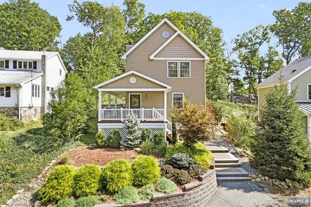 102 Summit DR, Denville Township, NJ 07834