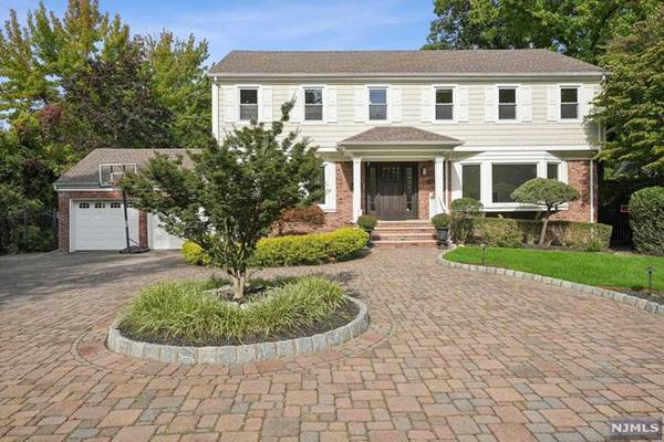 446 N Woodland ST, Englewood, NJ 07631