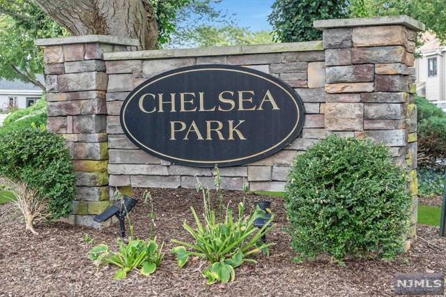 73 Chelsea CT, Saddle Brook, NJ 07663