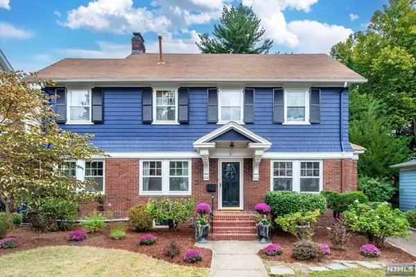 3 Yale TER, Montclair, NJ 07042