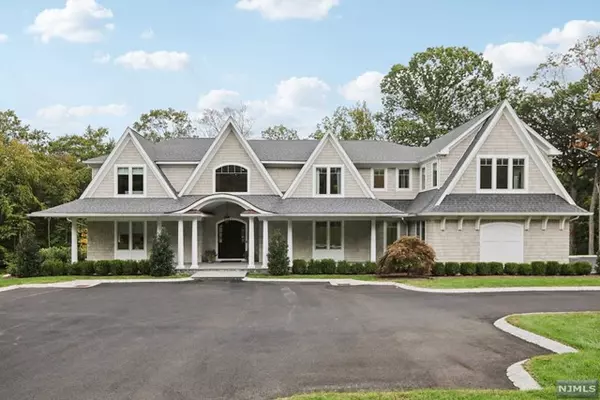 15 W Church RD, Saddle River, NJ 07458