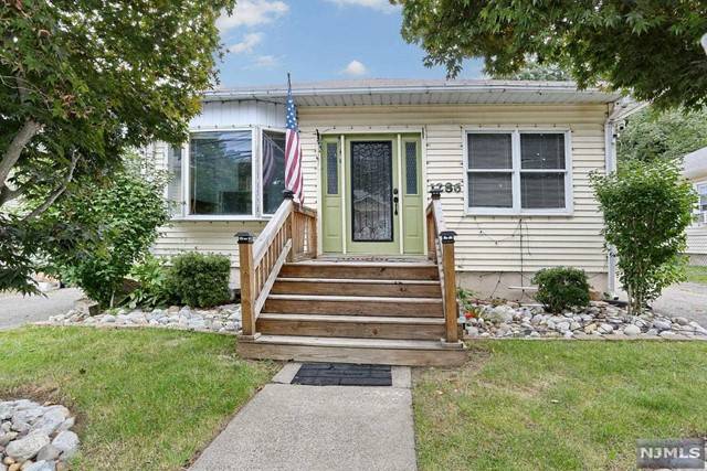 1286 Ringwood AVE, Wanaque, NJ 07420