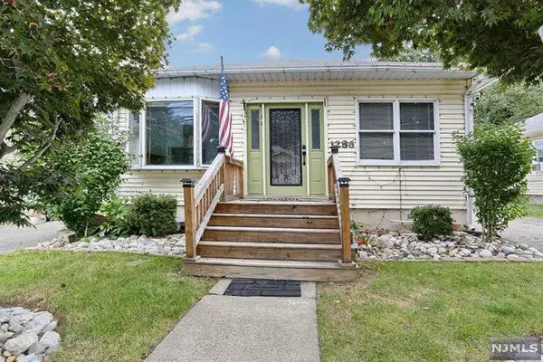 1286 Ringwood AVE, Wanaque, NJ 07420