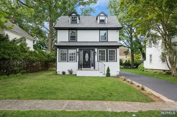 11 Moller ST, Tenafly, NJ 07670