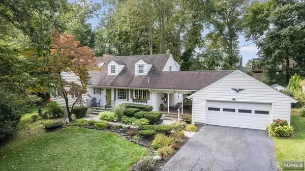 10 Glen BLVD,  Glen Rock,  NJ 07452