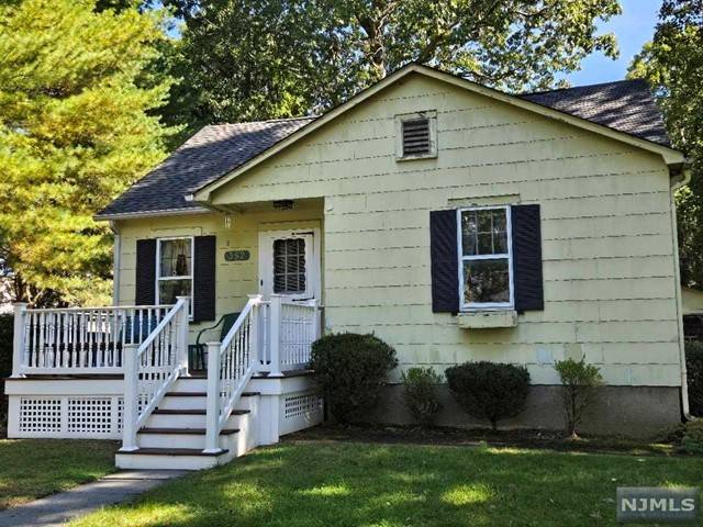 352 Amherst ST, Wyckoff, NJ 07481