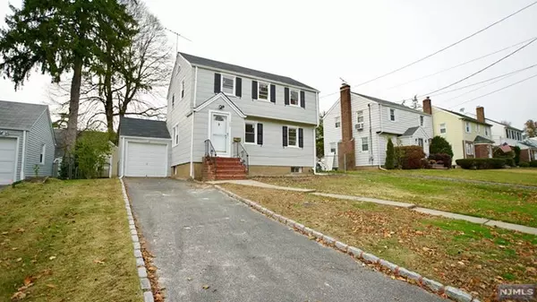 780 Hartwell ST, Teaneck, NJ 07666