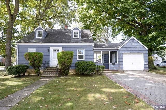 9 Hickory ST, Dumont, NJ 07628