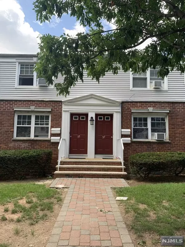 37 Hastings AVE #A, Rutherford, NJ 07070