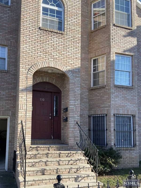 128-130 Hudson ST, Newark, NJ 07103