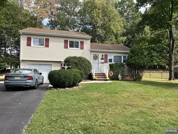 7 Murray RD, Montvale, NJ 07645