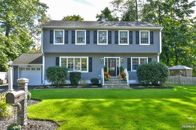 10 Sherman AVE, Waldwick, NJ 07463