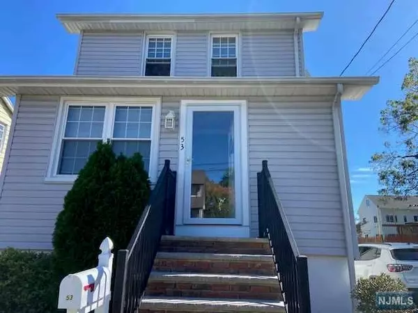 Bergenfield, NJ 07621,53 Terrace ST