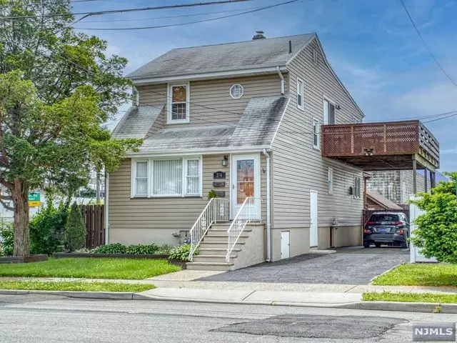 286 Broad ST #2, Carlstadt, NJ 07072