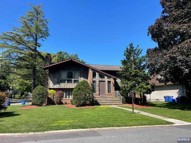 127 Hickory AVE, Tenafly, NJ 07670