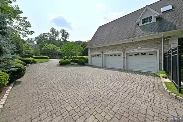 Mahwah, NJ 07430,10 Finn CT