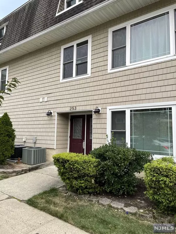 253 Park AVE, Rutherford, NJ 07070