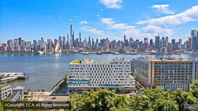 800 Ave At Port Imperial  # 410, Weehawken, NJ 07086