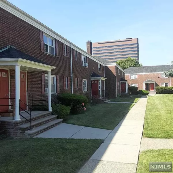 441 Main ST, Fort Lee, NJ 07024