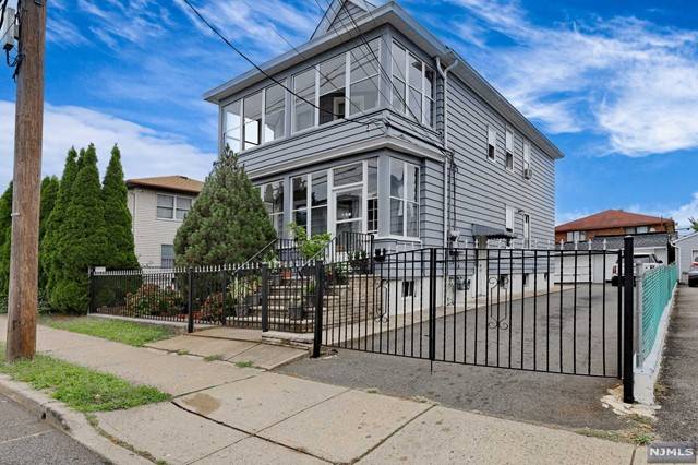 112 Semel AVE, Garfield, NJ 07026