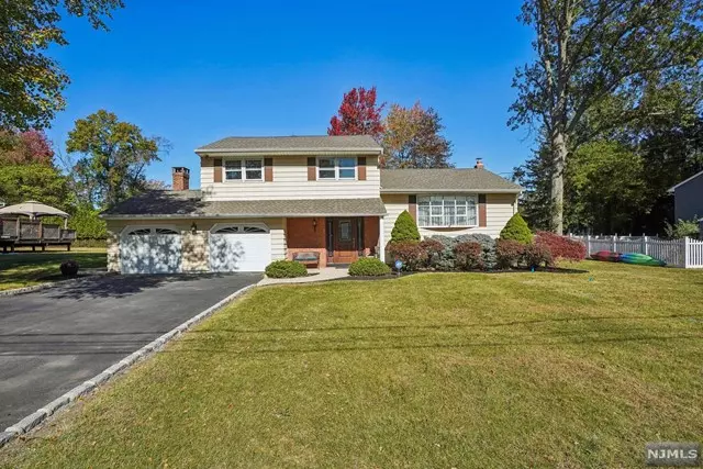 7 Partridge CT, Par-troy Hills Twp., NJ 07054