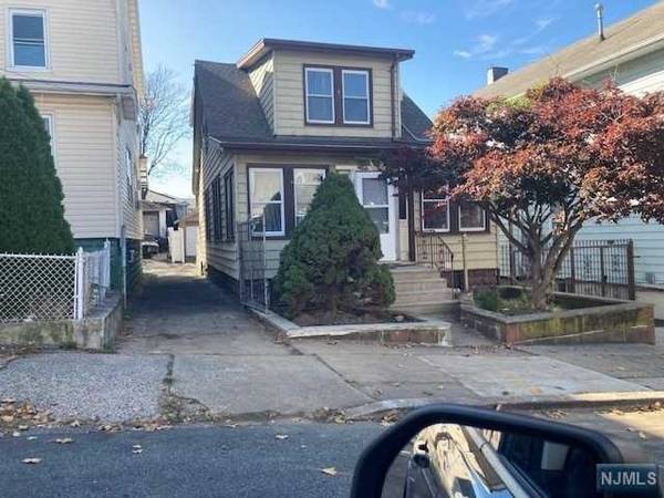 711 74th ST, North Bergen, NJ 07047